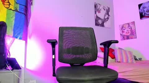 Charlie  online show from September 10, 7:07 am