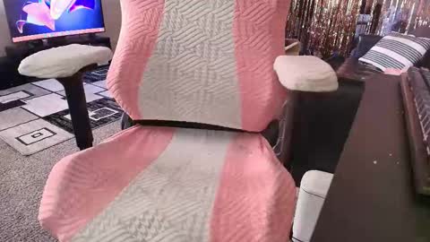 chrry blssm online show from February 8, 10:27 pm