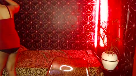 Cindy online show from December 26, 7:05 pm