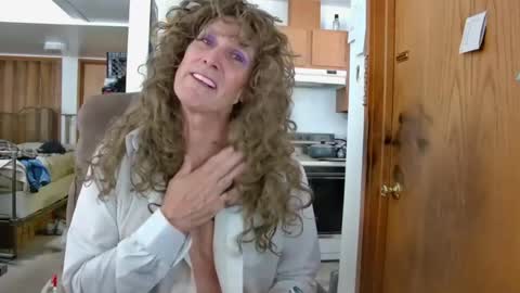 Nikki online show from August 1, 3:24 pm