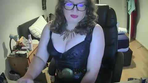 Shirley online show from October 5, 5:23 pm