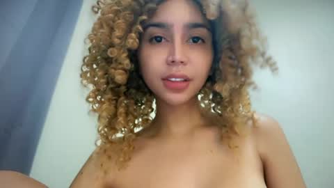 damnperfectxx online show from March 2, 2:50 am