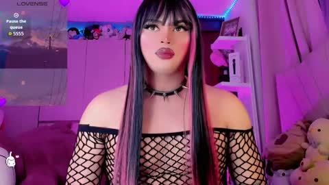 dannadolls online show from May 17, 5:45 pm