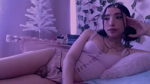  Candy   online show from November 17, 5:13 pm