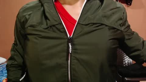 darwin_x online show from November 8, 2:17 pm