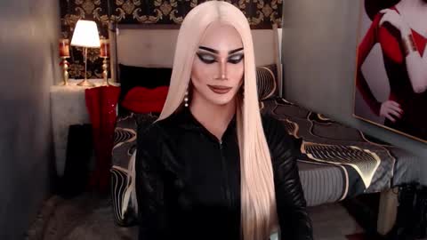 destroyermistressxxx online show from February 23, 7:17 pm