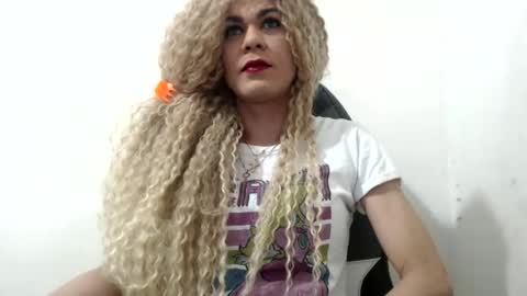 diabla_sexy22cm online show from November 5, 9:09 am