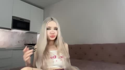 Diana  online show from January 15, 7:18 am