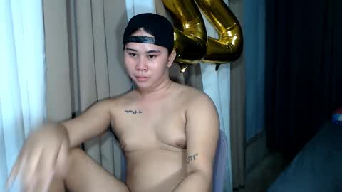 Stacy DONT FORGET TO FOLLOW ME AND THUMBS UP my wife samgrg2 online show from December 6, 3:50 pm