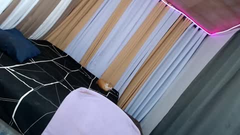 Stacy DONT FORGET TO FOLLOW ME AND THUMBS UP my wife samgrg2 online show from February 3, 10:21 pm