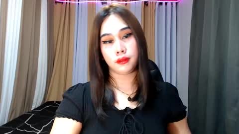 Stacy DONT FORGET TO FOLLOW ME AND THUMBS UP my wife samgrg2 online show from February 4, 12:00 pm