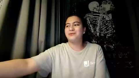 Snapshot of dreamycreamyst chatting on January 12, 2:09 pm dreamycreamyst online show from January 12, 2:09 pm