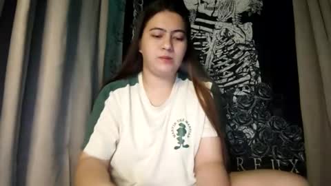 Snapshot of dreamycreamyst chatting on February 18, 4:58 am dreamycreamyst online show from February 18, 4:58 am