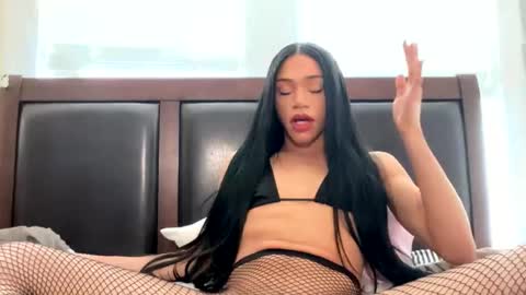 Dynasty online show from February 3, 4:45 pm