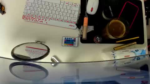 Effie Mur online show from March 3, 9:11 pm