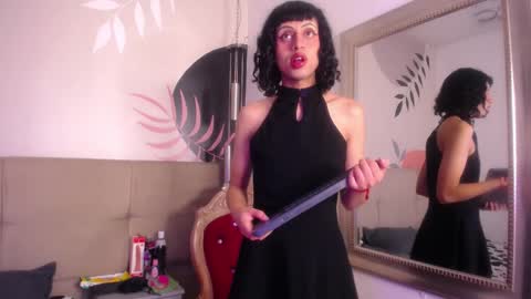 Eimyflorian online show from March 11, 11:55 am