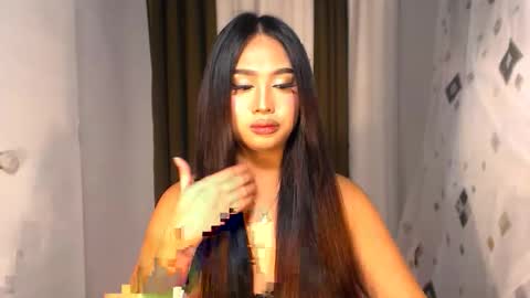 ellie online show from December 14, 5:41 pm