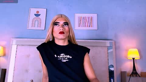 emily_castillo1_ online show from December 16, 5:12 am