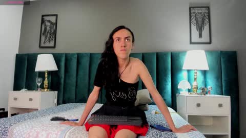 Karol online show from December 8, 3:40 am