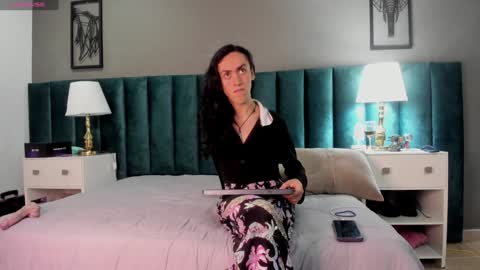 Karol online show from December 12, 8:03 am