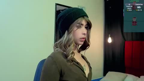 flor_gil online show from December 18, 4:51 am