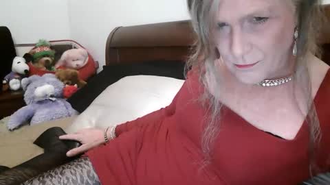 Jessie Love online show from November 22, 11:23 am