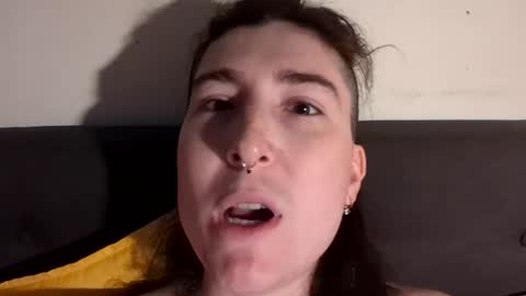 futchfatale online show from June 3, 2:33 pm
