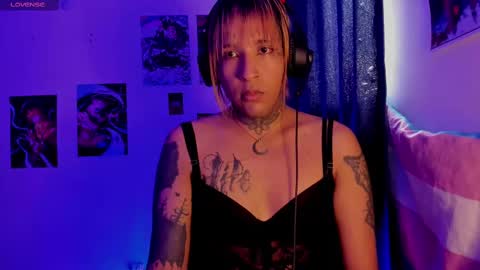  Sara  online show from December 28, 6:50 pm