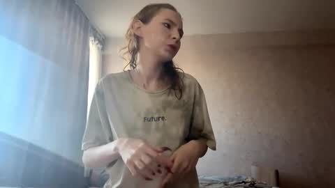 Emmi online show from September 22, 12:32 pm