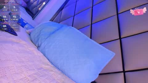 Georgina  online show from September 23, 1:05 pm