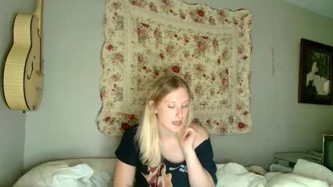 goddessalison online show from June 11, 3:26 am