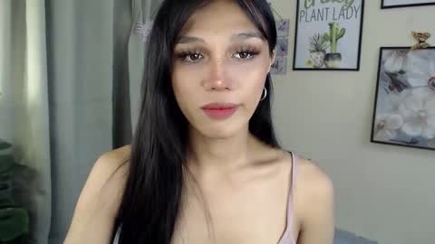 Lily is Gold online show from September 11, 7:00 pm