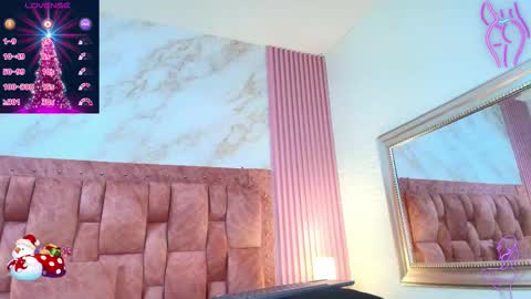 goldilockss15 online show from December 5, 3:55 am