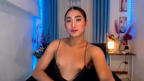 gorgeous_nicole online show from January 7, 8:42 pm