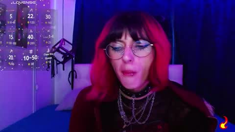 goth_minerva online show from November 10, 1:23 pm