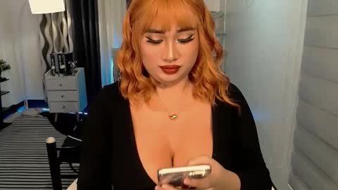 PAULATHEONE online show from October 8, 8:38 am