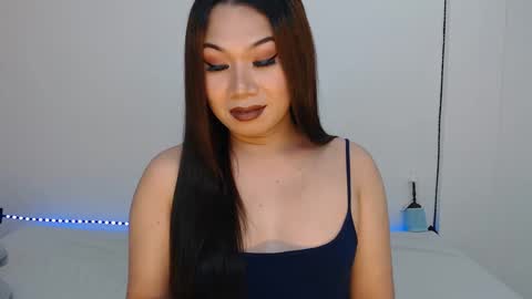 Hannah online show from January 19, 12:49 am