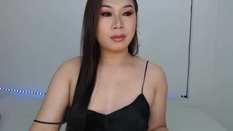 Hannah online show from February 13, 2:50 am