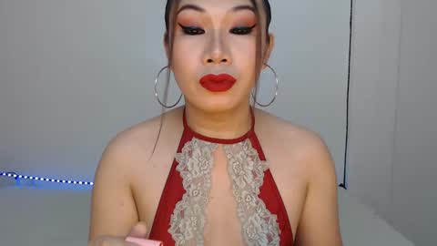 Hannah online show from February 19, 2:55 am