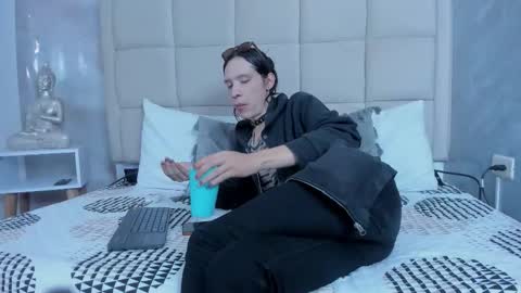 Keira Hecate online show from January 15, 9:35 pm