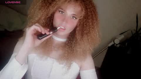 Helen Spellman online show from November 29, 7:27 pm