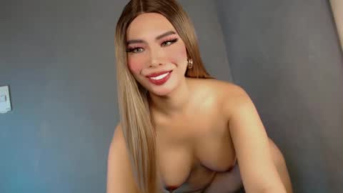 Queen Ava online show from January 6, 9:22 pm