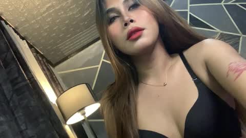 Davey online show from February 13, 3:02 am