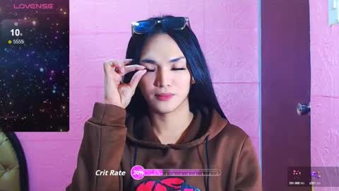 Snapshot of hollywoodbitch chatting on October 6, 8:42 pm Isabella Marie online show from October 6, 8:42 pm