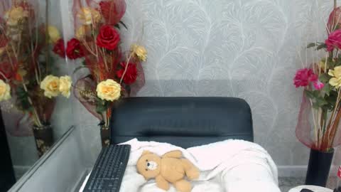 horny_bri_ online show from November 15, 3:32 pm