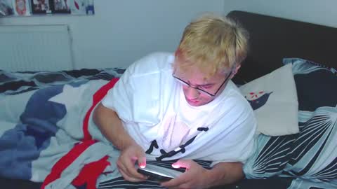 hotpussycatboy online show from February 3, 7:21 pm