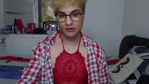 hotpussycatboy online show from February 21, 6:15 pm