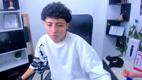 mathias online show from November 19, 3:06 am