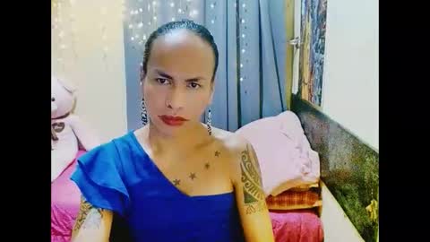 Snapshot of indaypakay_ts chatting on October 25, 9:37 am Pakay online show from October 25, 9:37 am