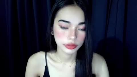 Isabelle online show from December 3, 7:01 am